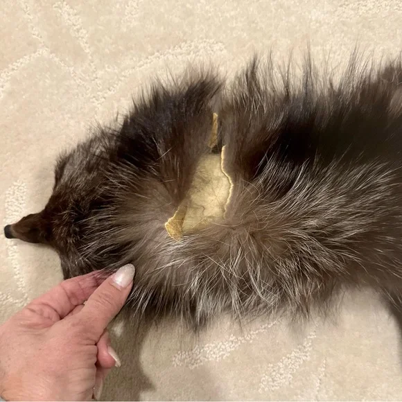 Vintage Fur animal cape/shawl - Picture 7 of 10